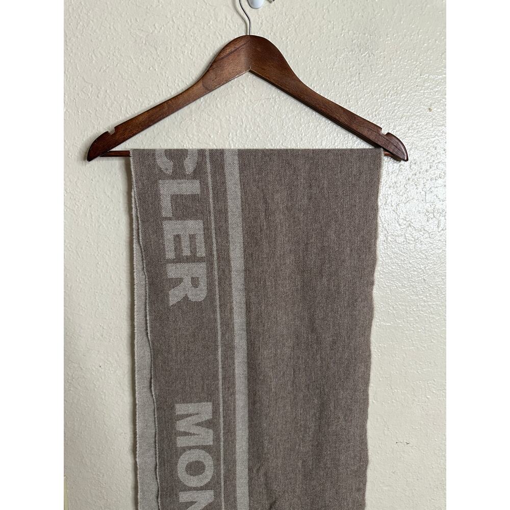 Moncler Wool Logo Scarf Fringed - Picture 9 of 9